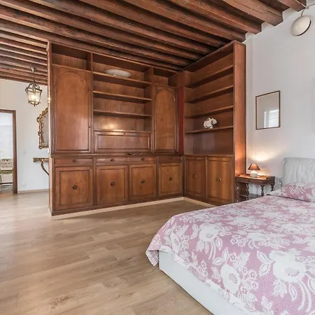San Trovaso *